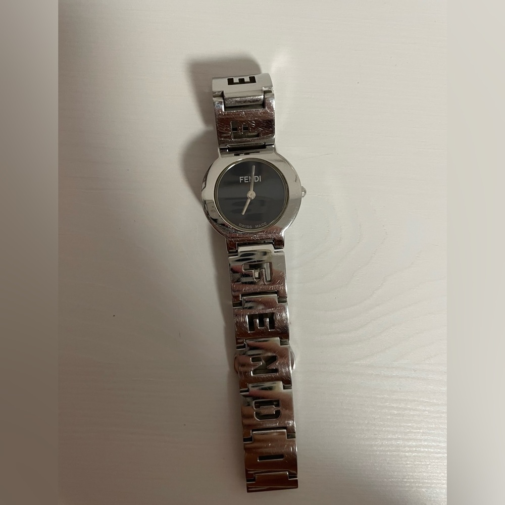 Fendi vintage watch